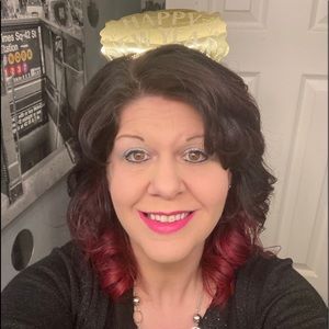 Meet your Posher, Stacy